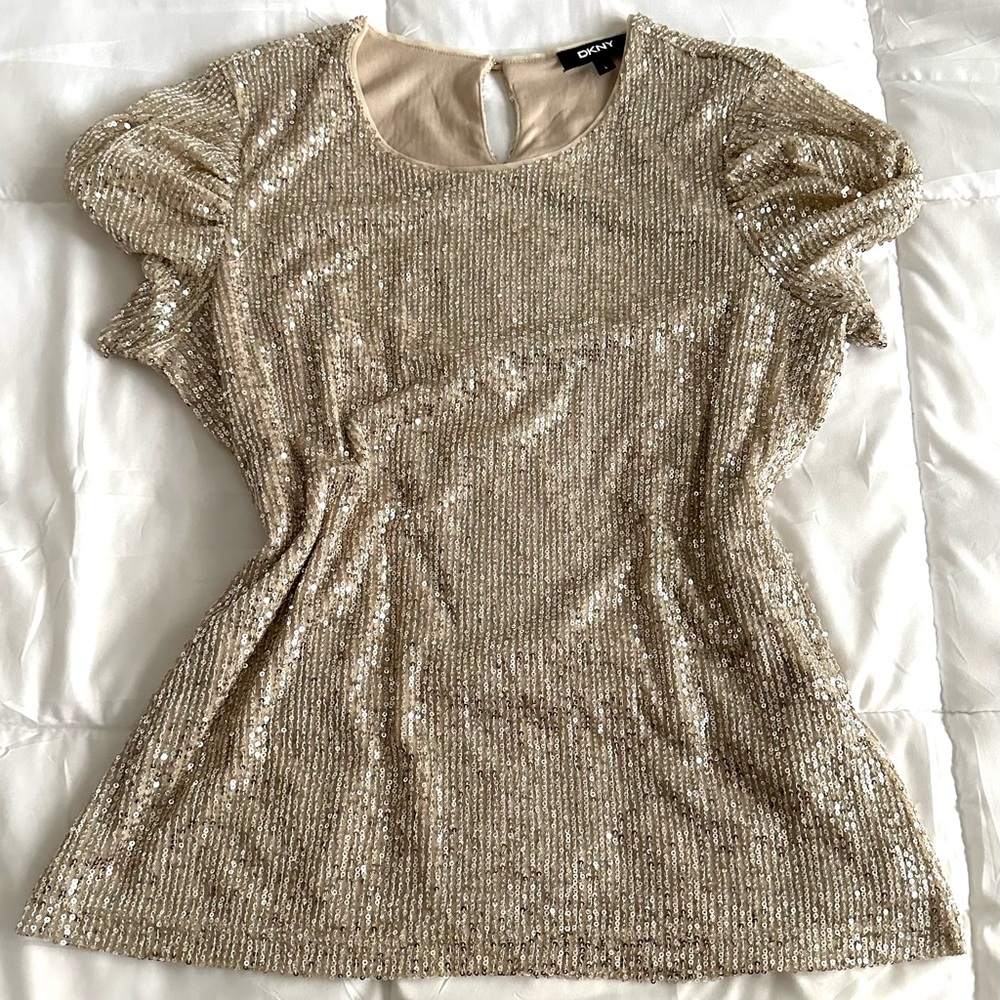 DKNY Sparkling Top